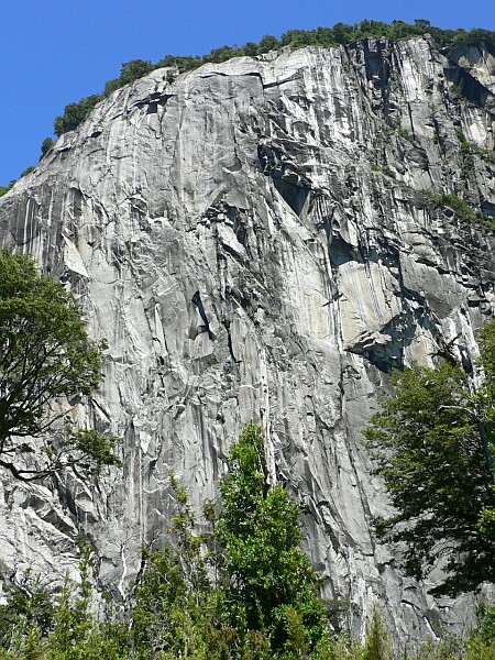 Granitwand