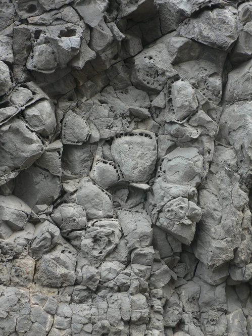 Felsstruktur am Turm