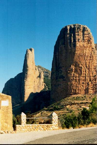 Mallos de Riglos